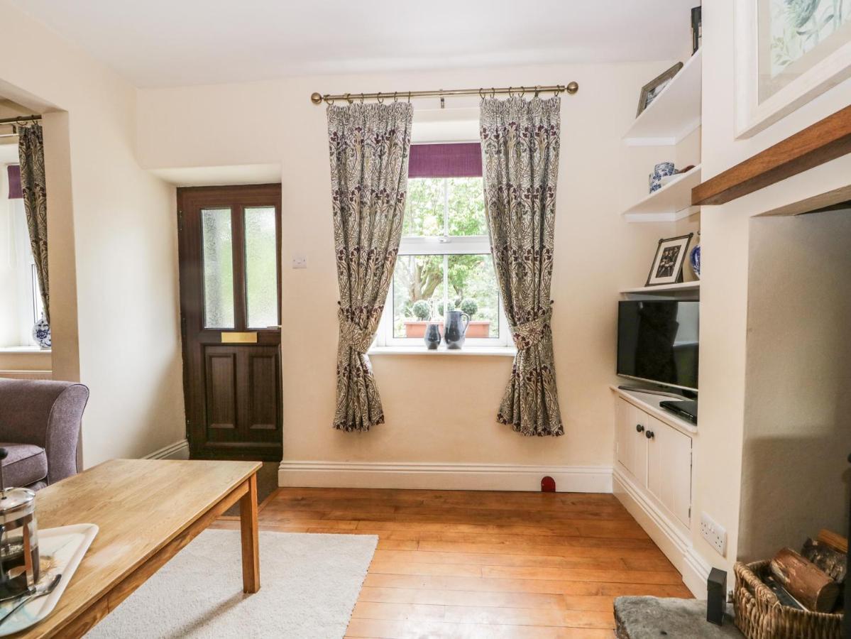 Mulberry Cottage Grange-over-Sands Екстериор снимка