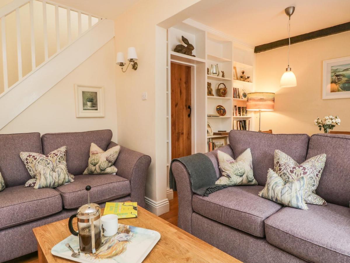 Mulberry Cottage Grange-over-Sands Екстериор снимка