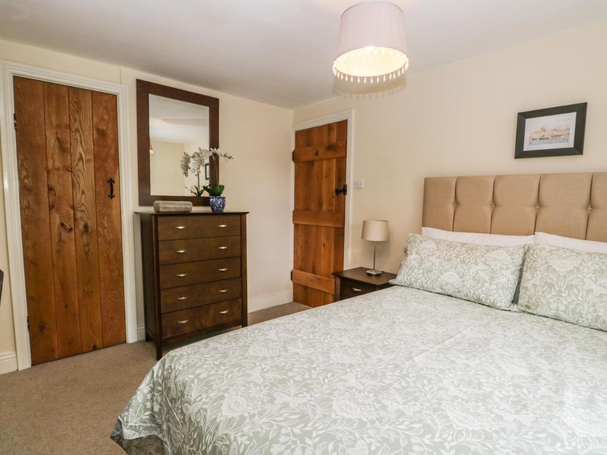 Mulberry Cottage Grange-over-Sands Екстериор снимка